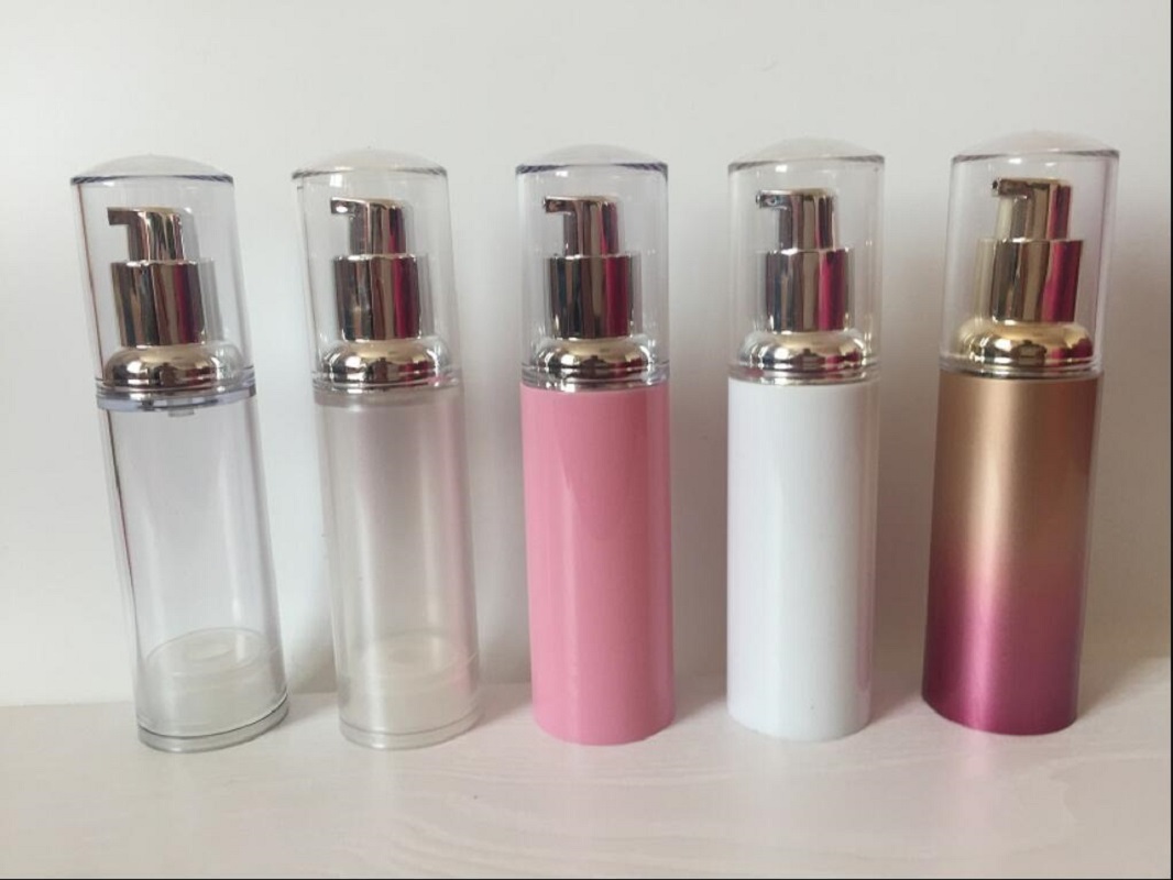 زجاجة بلاستيكية بسعة 40 مل مع  - مراجعة Essence Serum Toner وسعره